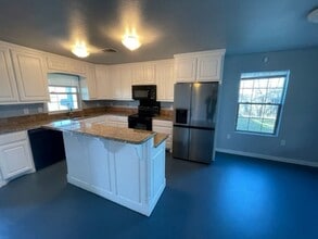 2420 S 12th St in Waco, TX - Building Photo - Building Photo