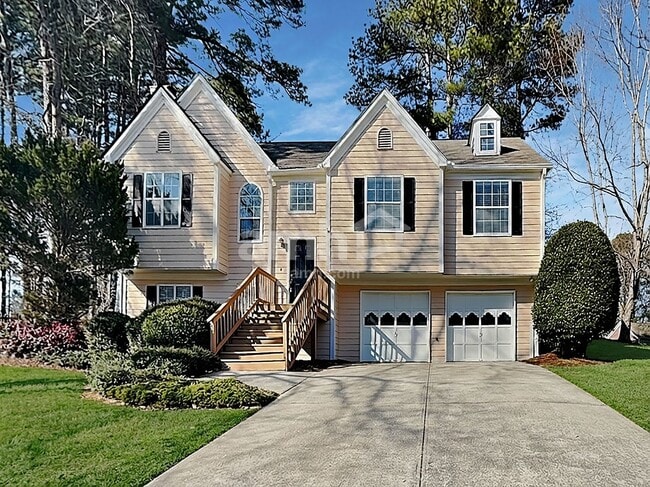 property at 2586 Marleigh Farm Rd NW