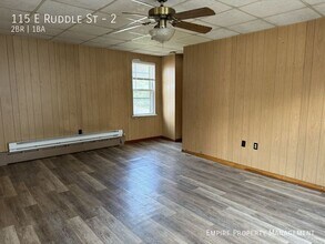 115 E Ruddle St in Coaldale, PA - Building Photo - Building Photo