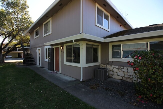 property at 2020 W Steele Ln