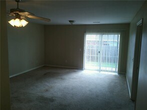 334 Graystone Cir in Centerton, AR - Building Photo - Building Photo