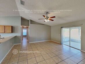 2901 W Huron Dr in Deltona, FL - Building Photo - Building Photo