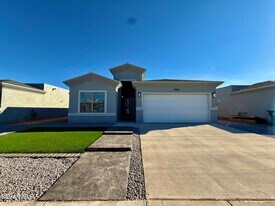 15052 DESTINATION in El Paso, TX - Building Photo