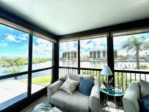 3270 S Shore Dr in Punta Gorda, FL - Building Photo - Building Photo