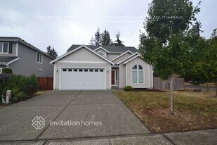 19202 76th Ave E in Spanaway, WA - Building Photo