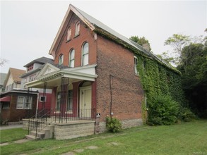 134 Best St in Buffalo, NY - Building Photo - Other