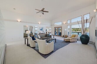 5834 Packard Ln NE in Bainbridge Island, WA - Building Photo - Building Photo