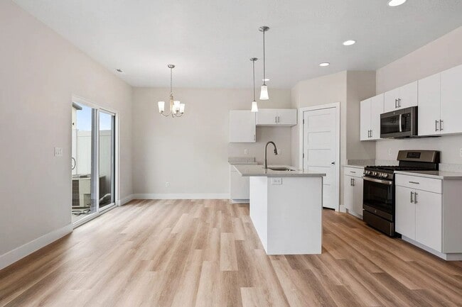 property at 4123 Baywood Dr
