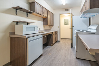 Pine Woods Apartments in Springfield, IL - Building Photo - Interior Photo