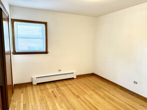 4300 N Mozart St, Unit #1 in Chicago, IL - Building Photo - Building Photo