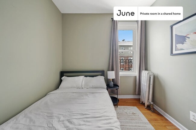 Room in Shared 4 bed/1 bath home in New York, NY - Foto de edificio - Building Photo