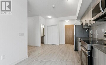 1435 Celebration Dr in Pickering, ON - Building Photo - Building Photo