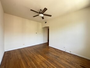 3147 W Medill Ave, Unit A01C in Chicago, IL - Foto de edificio - Building Photo