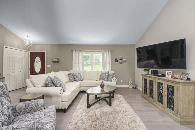 3270 Higley Rd in Rocky River, OH - Building Photo - Building Photo