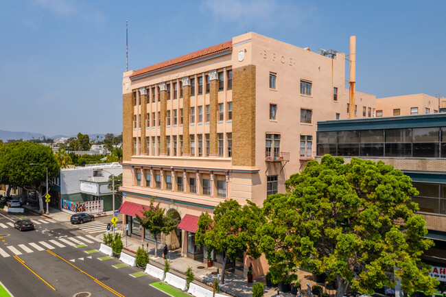 3001-3013 Main St in Santa Monica, CA - Building Photo - Building Photo