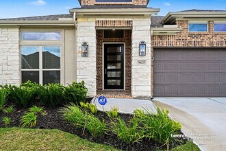 9827 Starry Night Ln in Manvel, TX - Building Photo - Building Photo