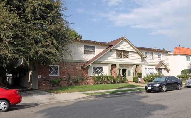 Campus Apartments in Northridge, CA - Building Photo - Building Photo