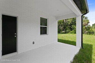 1635 Elizabeth Ave in Titusville, FL - Building Photo - Building Photo