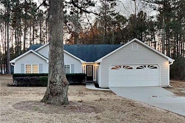 property at 3564 Saddlebrook Dr