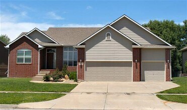 1412 E Woodbrook St in Derby, KS - Building Photo - Building Photo