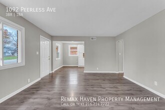 1092 Peerless Ave in Akron, OH - Building Photo - Building Photo