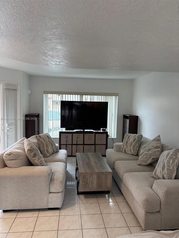 133 Riviera Cir