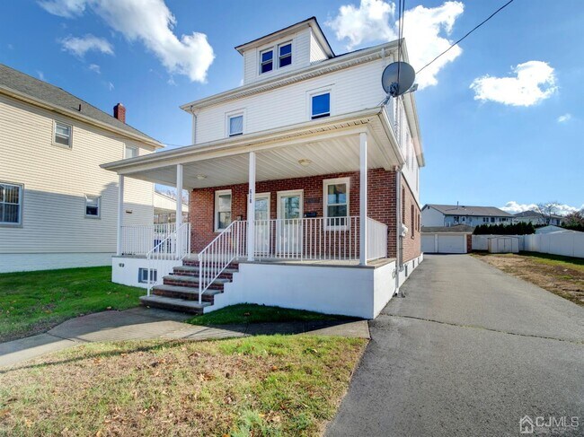 610 Main St-Unit -A&B in Sayreville, NJ - Building Photo - Building Photo