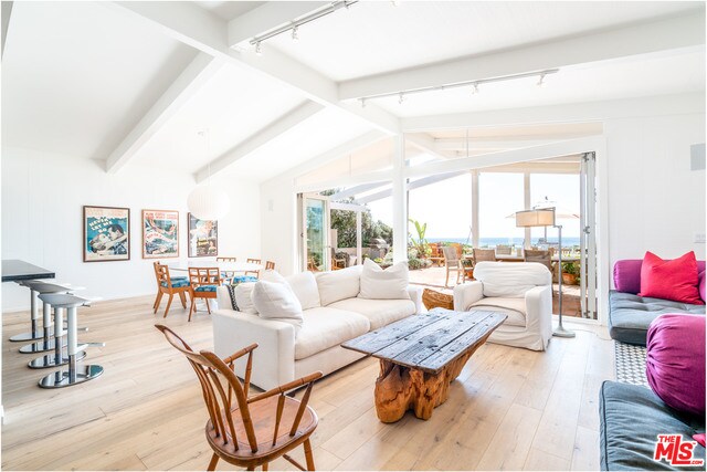31034 BROAD BEACH Rd in Malibu, CA - Building Photo