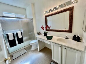 4050 Sylvan Glen Ln in Roseville, CA - Building Photo - Building Photo