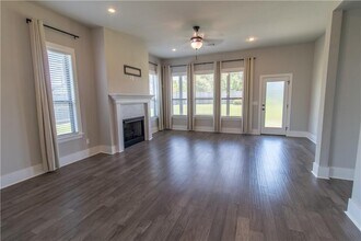 1431 Cave Stream Dr in Cave Springs, AR - Building Photo - Building Photo