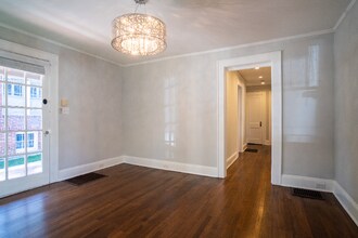 128 Ponce De Leon Ct in Decatur, GA - Building Photo - Building Photo