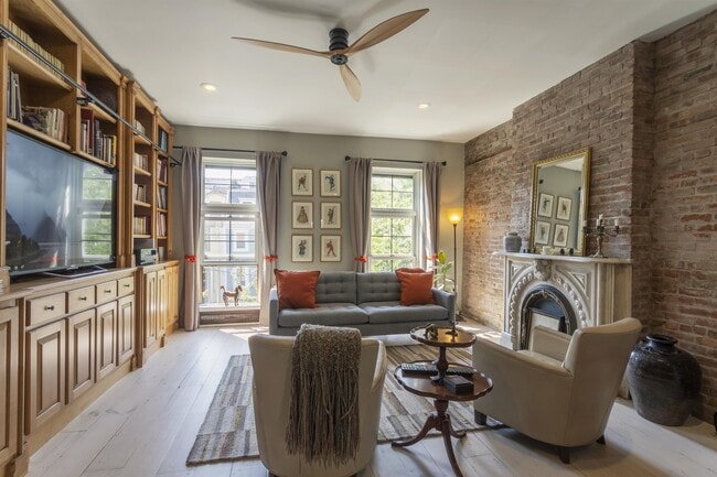 property at 154 Sussex St