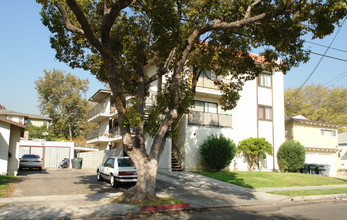 715 Raleigh St in Glendale, CA - Building Photo - Building Photo