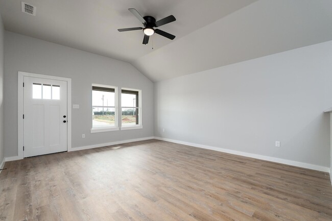 179 Tombstone Rd, Unit 328 in Abilene, TX - Building Photo - Building Photo