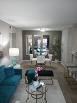 The Enclave in Lubbock, TX - Building Photo