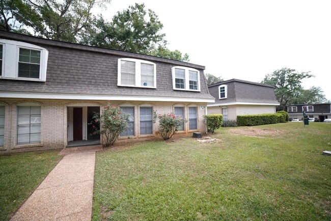 property at 2020 Continental Ave