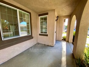 29894 Warm Sands Dr in Menifee, CA - Building Photo - Building Photo