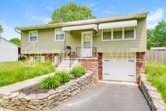 5034 Cryodon Blvd N in Columbus, OH - Building Photo - Building Photo