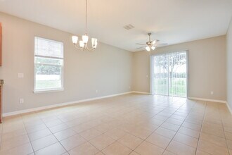 1026 Atlantic Ave in Fruitland Park, FL - Building Photo - Building Photo