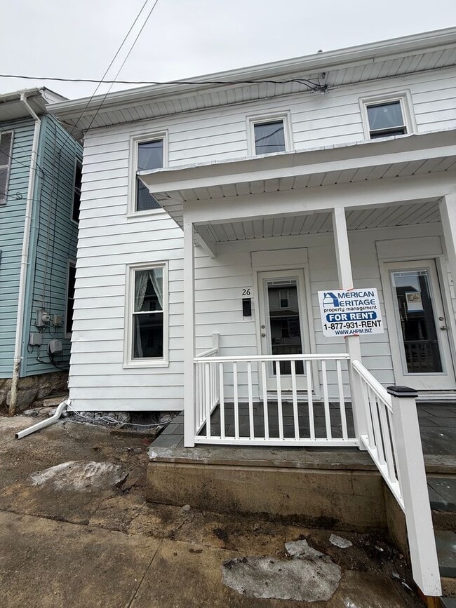 26 E Orange St in Shippensburg, PA - Building Photo - Building Photo