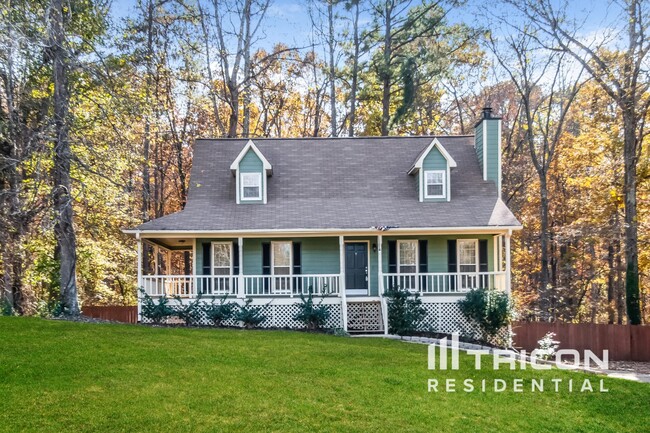 property at 579 Stratford Dr