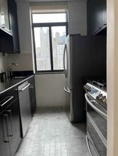 380 Rector Pl, Unit 19D in New York, NY - Building Photo - Building Photo