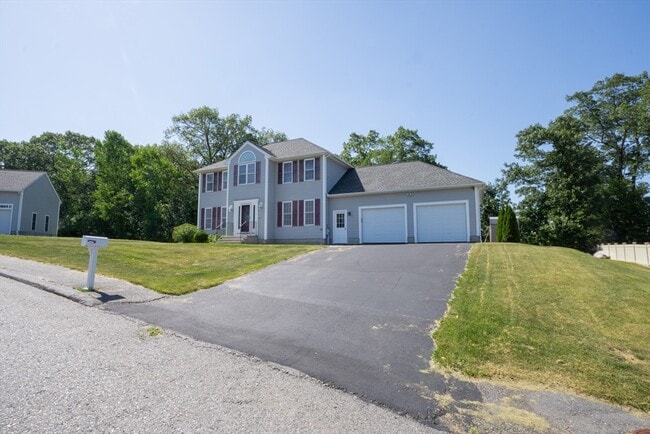 30 Briarcliff Dr in Auburn, MA - Building Photo - Building Photo
