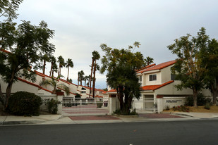 Sombra De La Montana Apartments