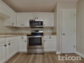 115 Fairfax Dr in Rockmart, GA - Foto de edificio - Building Photo