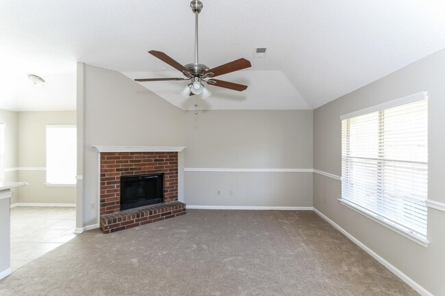 4072 Angelace Dr N in Memphis, TN - Building Photo - Building Photo