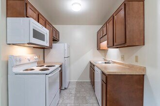 Mill Creek Apartments in Clio, MI - Foto de edificio - Interior Photo