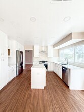 1780 Crystal Ridge Way in Vista, CA - Building Photo - Building Photo