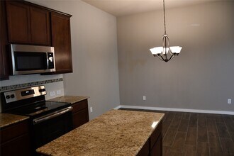 106 Wickersham in Conroe, TX - Building Photo - Building Photo