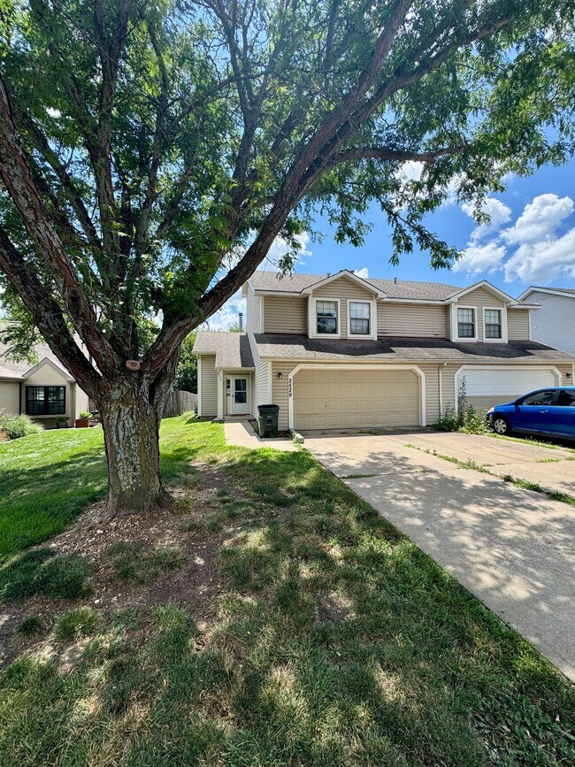 property at 2529 Crestline Ct